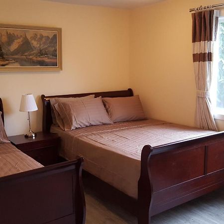 Richmond Vancouver Airport Comfy Home Bagian luar foto