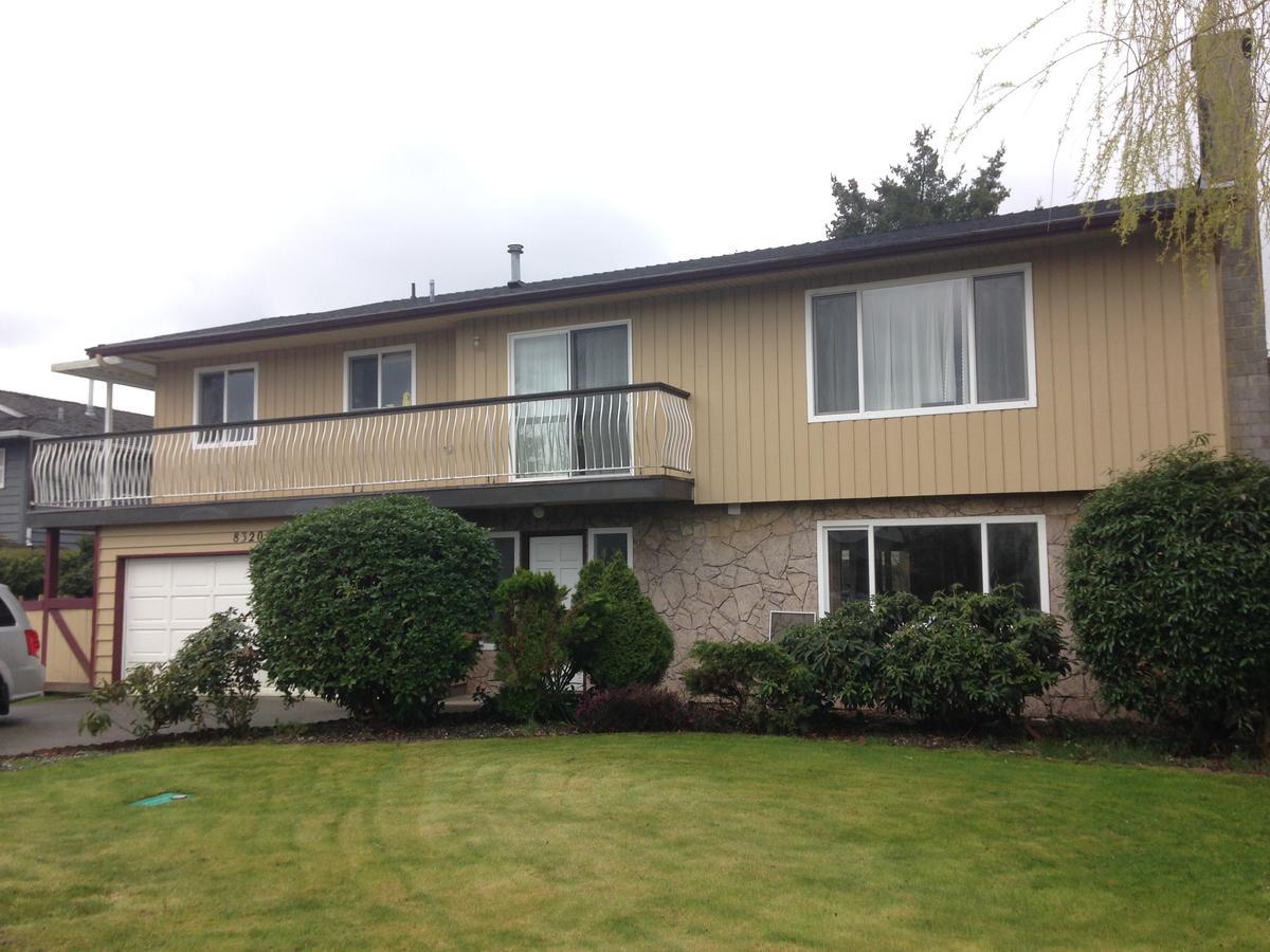 Richmond Vancouver Airport Comfy Home Bagian luar foto