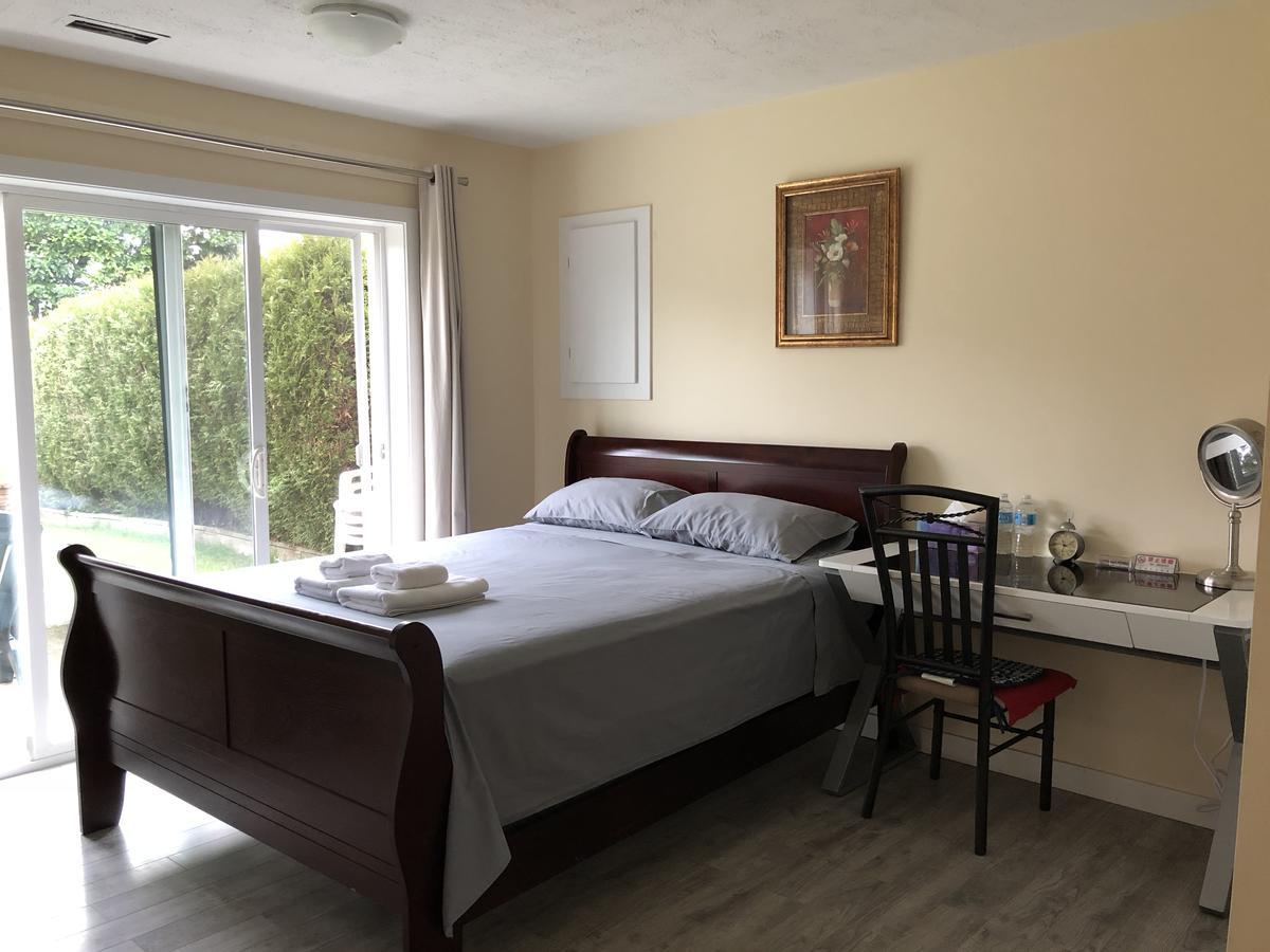 Richmond Vancouver Airport Comfy Home Bagian luar foto